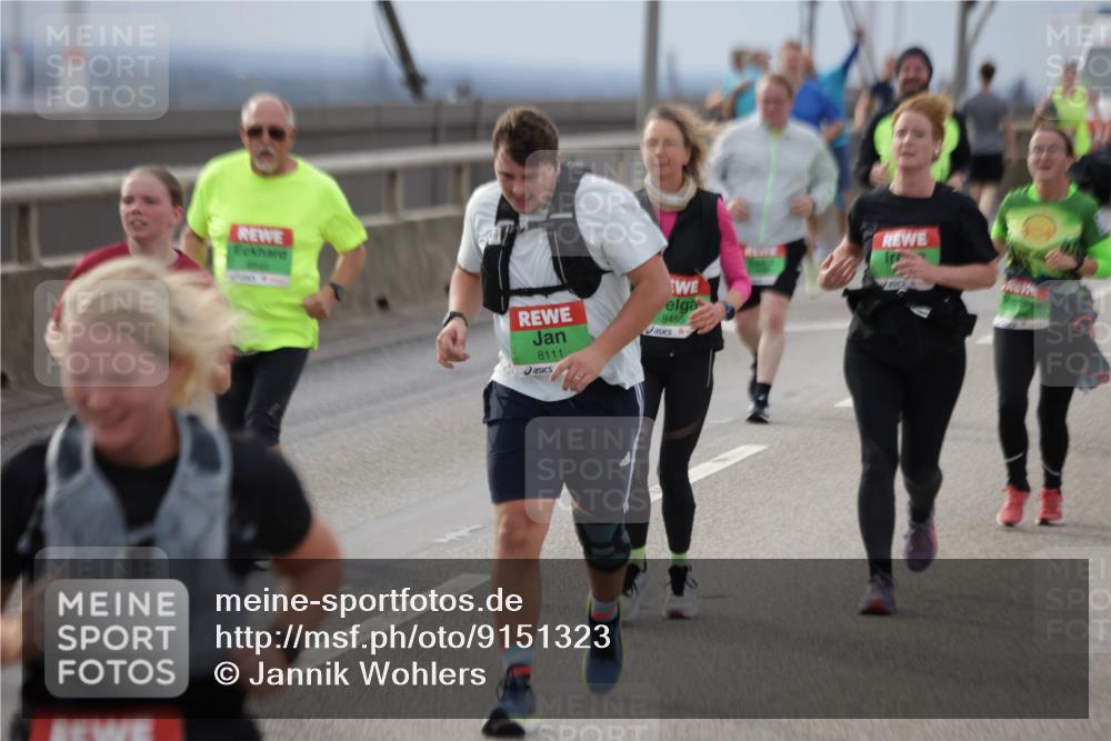 03.10.2025 - Köhlbrandbrückenlauf Jannik Wohlers http://msf.ph/oto/9151323 03.10.2025 15:58:05 Position 1 8111, 84552 meine-sportfotos.de