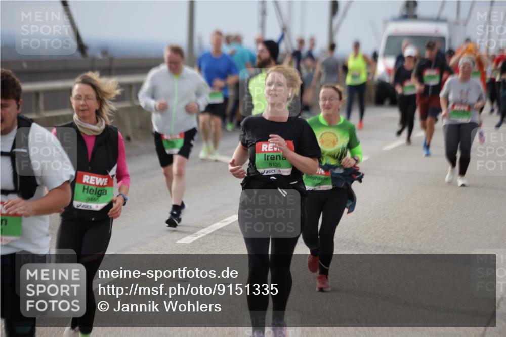 03.10.2025 - Köhlbrandbrückenlauf Jannik Wohlers http://msf.ph/oto/9151335 03.10.2025 15:58:07 Position 1 8455, 8135, 962 meine-sportfotos.de