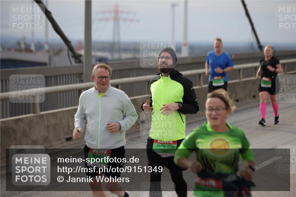 03.10.2025 - Köhlbrandbrückenlauf Jannik Wohlers http://msf.ph/oto/9151349 03.10.2025 15:58:11 Position 1 7948, 6, 7952 meine-sportfotos.de