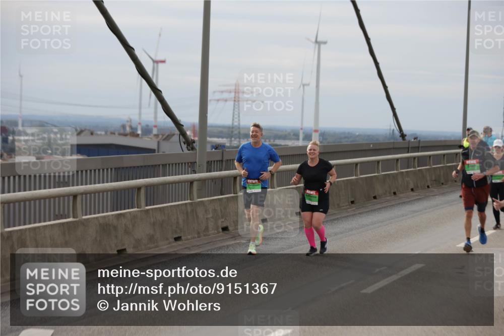 03.10.2025 - Köhlbrandbrückenlauf Jannik Wohlers http://msf.ph/oto/9151367 03.10.2025 15:58:13 Position 1  meine-sportfotos.de
