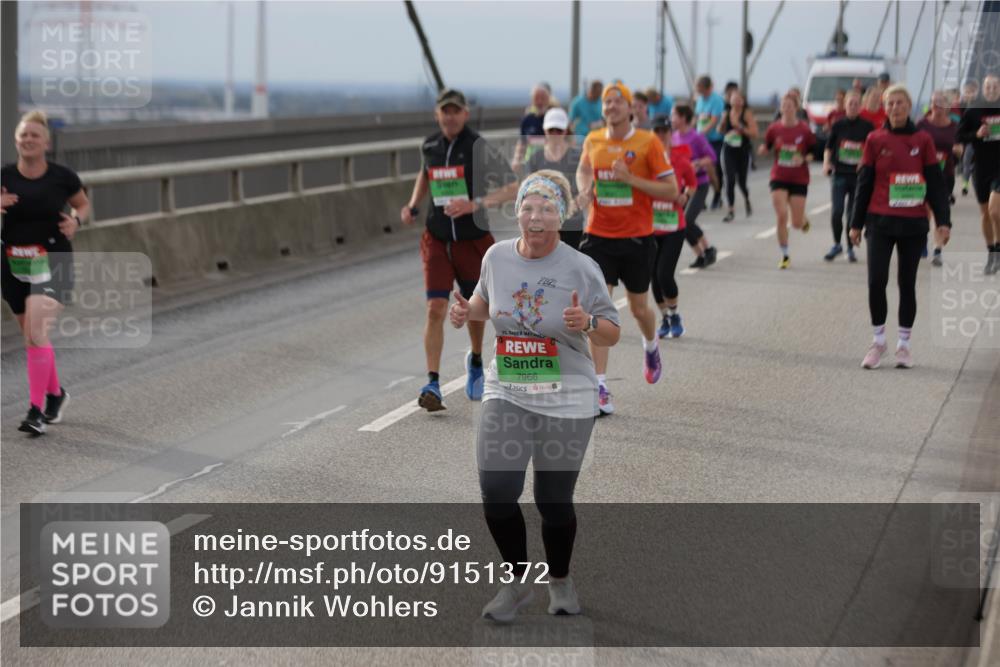 03.10.2025 - Köhlbrandbrückenlauf Jannik Wohlers http://msf.ph/oto/9151372 03.10.2025 15:58:14 Position 1 31, 7966 meine-sportfotos.de