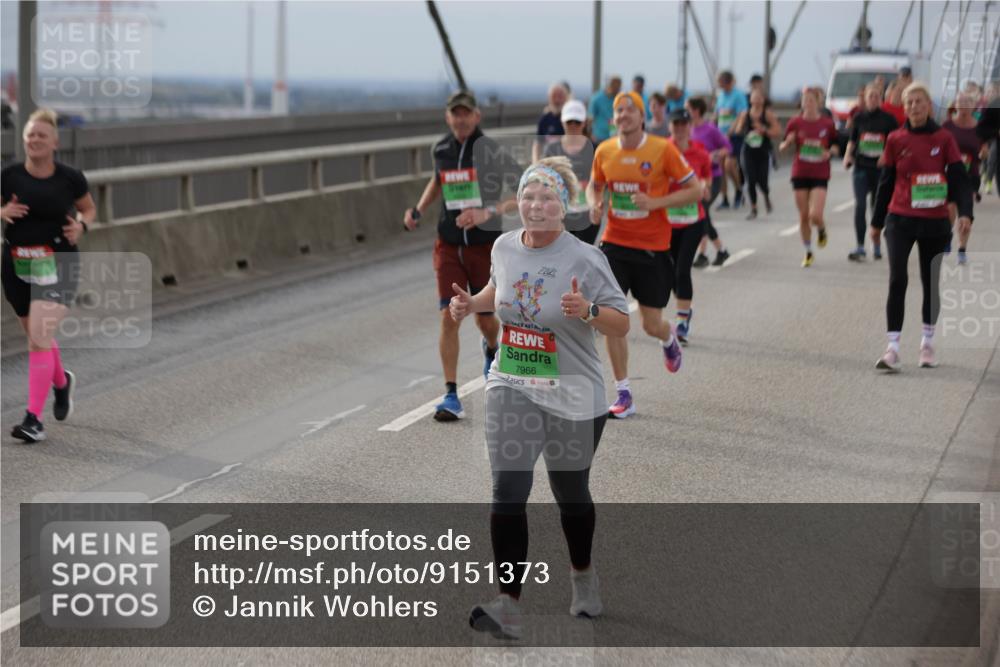 03.10.2025 - Köhlbrandbrückenlauf Jannik Wohlers http://msf.ph/oto/9151373 03.10.2025 15:58:14 Position 1 7966 meine-sportfotos.de