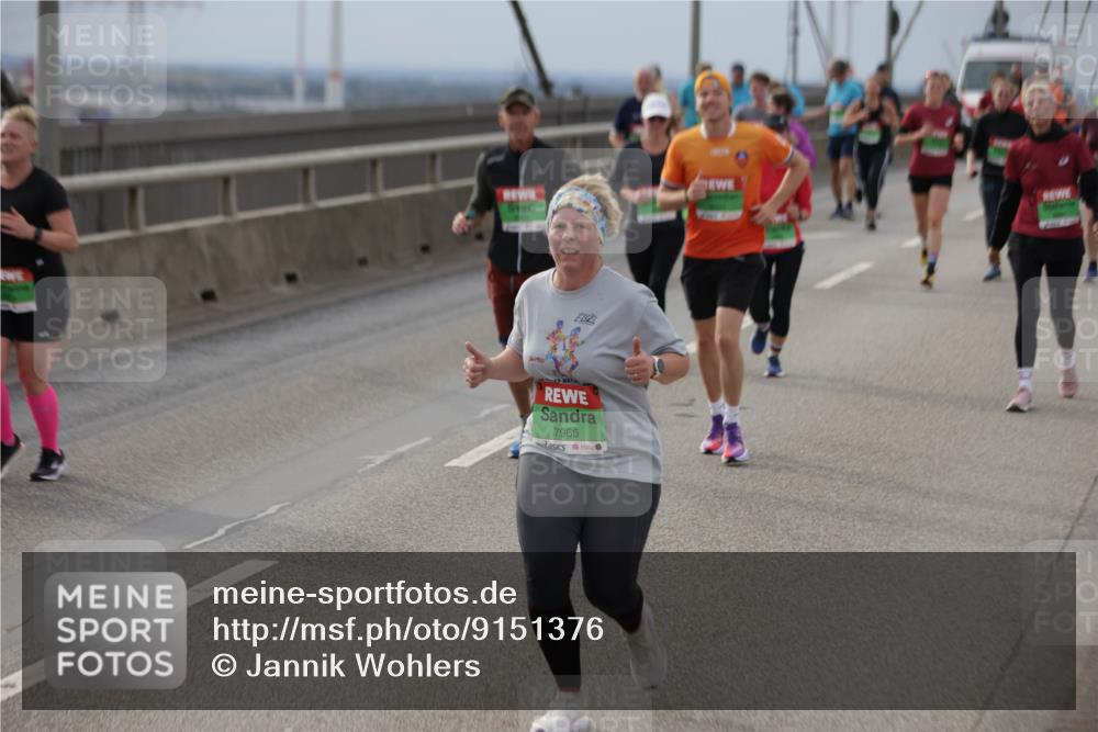 03.10.2025 - Köhlbrandbrückenlauf Jannik Wohlers http://msf.ph/oto/9151376 03.10.2025 15:58:15 Position 1 7966 meine-sportfotos.de