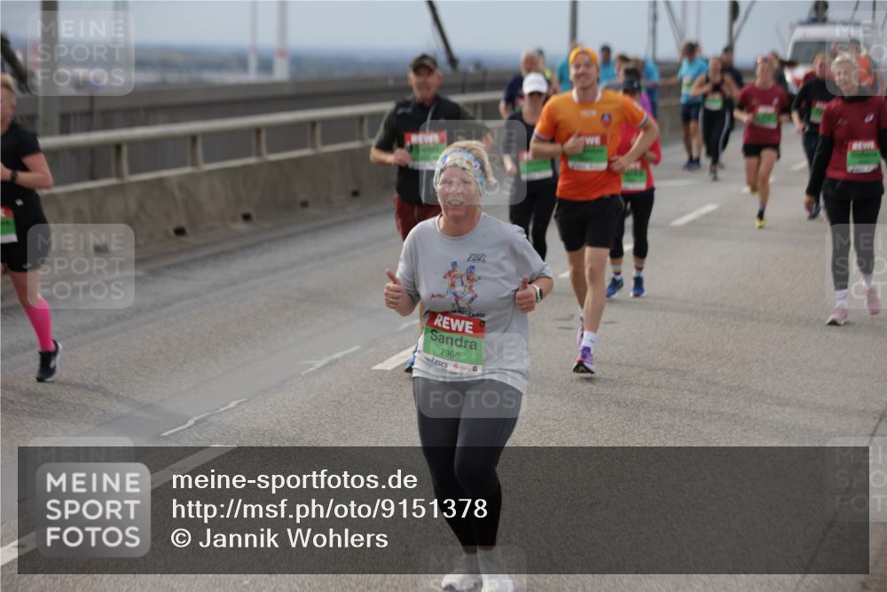 03.10.2025 - Köhlbrandbrückenlauf Jannik Wohlers http://msf.ph/oto/9151378 03.10.2025 15:58:15 Position 1 7966 meine-sportfotos.de