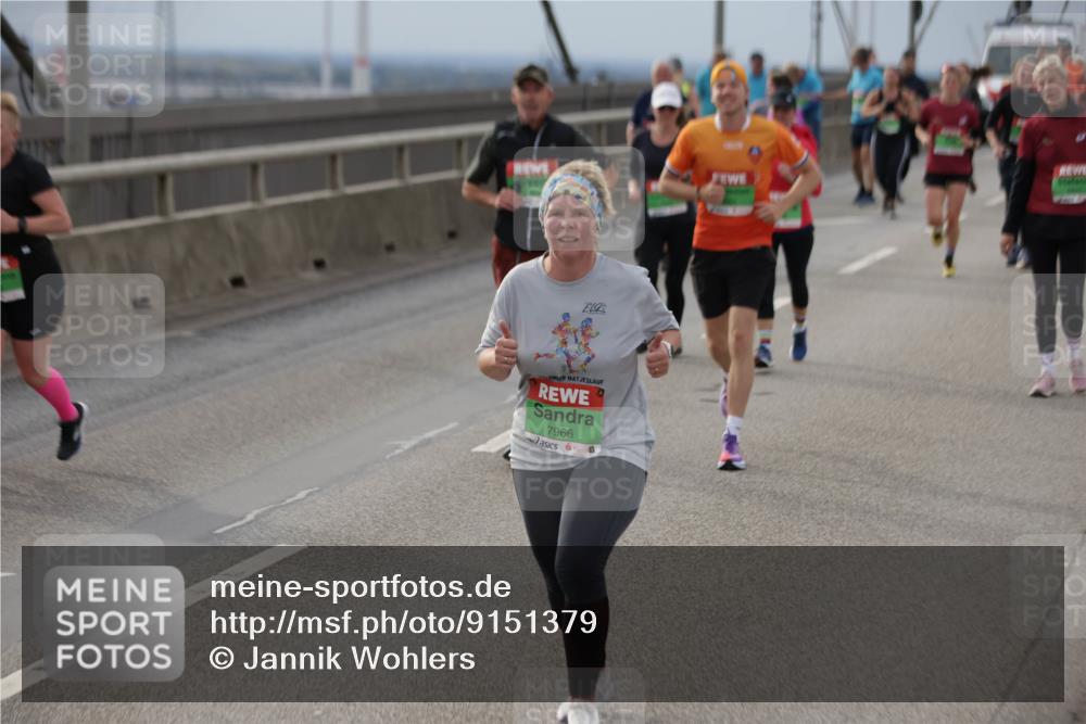 03.10.2025 - Köhlbrandbrückenlauf Jannik Wohlers http://msf.ph/oto/9151379 03.10.2025 15:58:15 Position 1 7966 meine-sportfotos.de