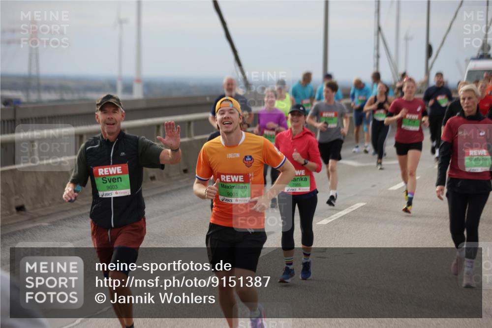 03.10.2025 - Köhlbrandbrückenlauf Jannik Wohlers http://msf.ph/oto/9151387 03.10.2025 15:58:16 Position 1 9003, 9001, 7665 meine-sportfotos.de