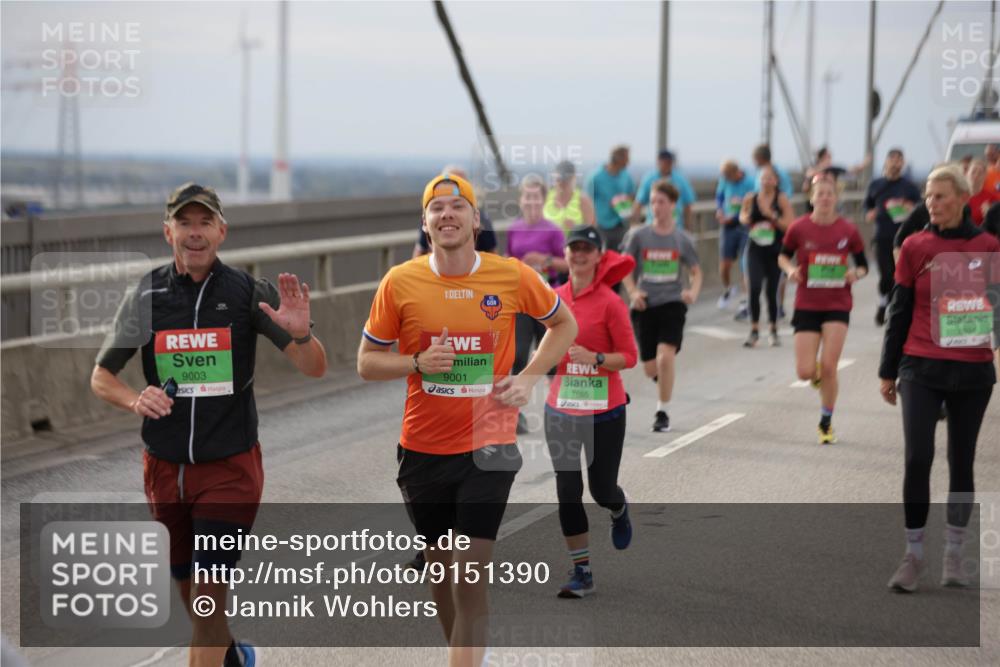 03.10.2025 - Köhlbrandbrückenlauf Jannik Wohlers http://msf.ph/oto/9151390 03.10.2025 15:58:16 Position 1 9003, 9001, 7665, 8894 meine-sportfotos.de