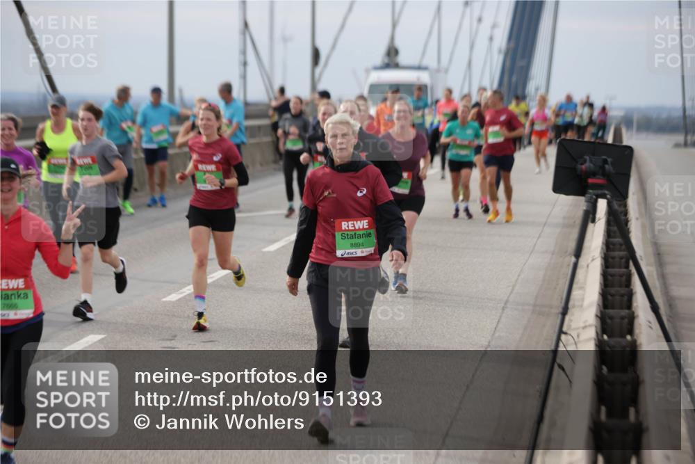 03.10.2025 - Köhlbrandbrückenlauf Jannik Wohlers http://msf.ph/oto/9151393 03.10.2025 15:58:17 Position 1 7666, 8894 meine-sportfotos.de