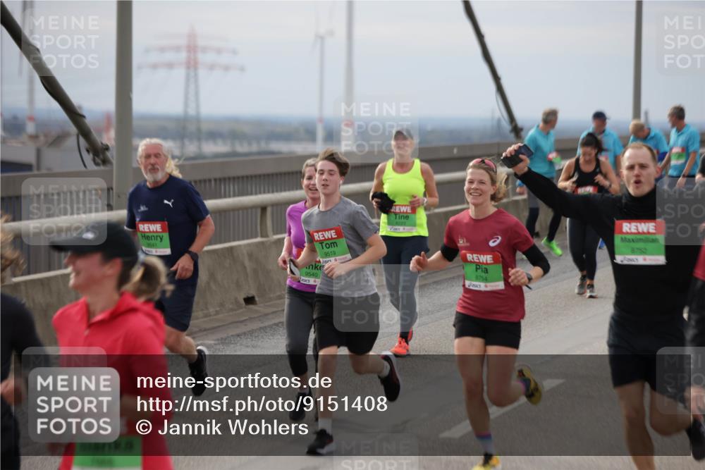 03.10.2025 - Köhlbrandbrückenlauf Jannik Wohlers http://msf.ph/oto/9151408 03.10.2025 15:58:19 Position 1 9541, 9519, 9540, 8223, 8754, 8752 meine-sportfotos.de