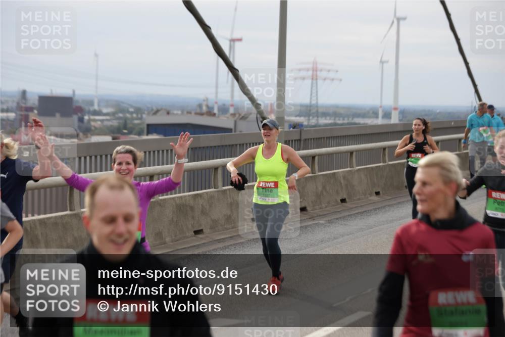 03.10.2025 - Köhlbrandbrückenlauf Jannik Wohlers http://msf.ph/oto/9151430 03.10.2025 15:58:21 Position 1 8223 meine-sportfotos.de