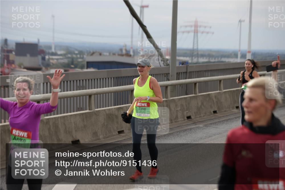 03.10.2025 - Köhlbrandbrückenlauf Jannik Wohlers http://msf.ph/oto/9151436 03.10.2025 15:58:22 Position 1 9540, 8223 meine-sportfotos.de