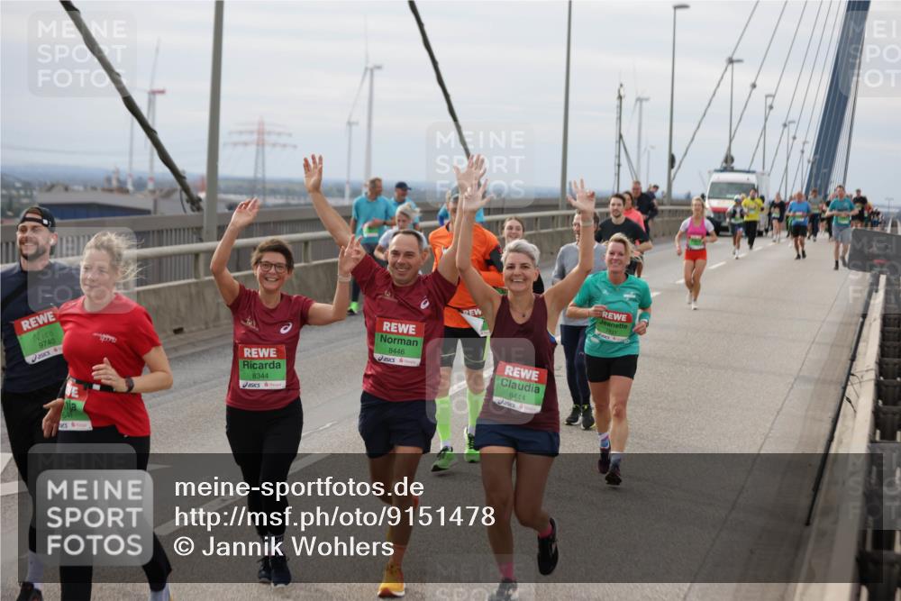 03.10.2025 - Köhlbrandbrückenlauf Jannik Wohlers http://msf.ph/oto/9151478 03.10.2025 15:58:26 Position 1 9740, 8344, 8446, 8444, 7821 meine-sportfotos.de