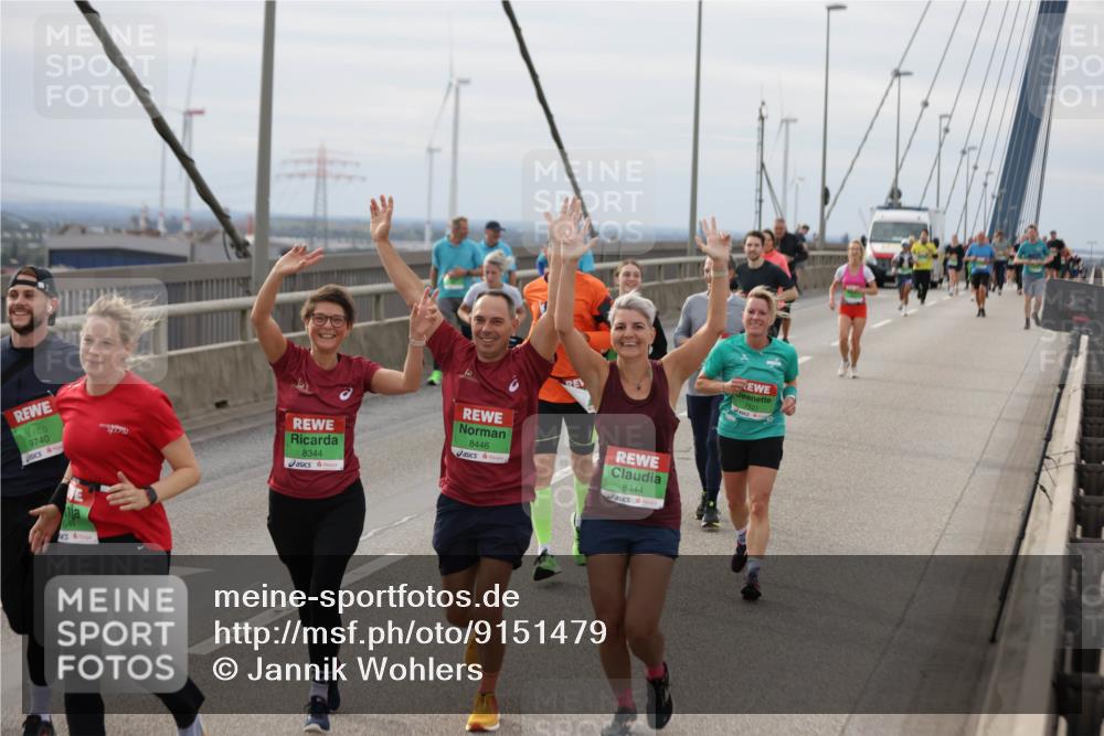 03.10.2025 - Köhlbrandbrückenlauf Jannik Wohlers http://msf.ph/oto/9151479 03.10.2025 15:58:26 Position 1 9740, 8344, 8446, 8444, 7821 meine-sportfotos.de