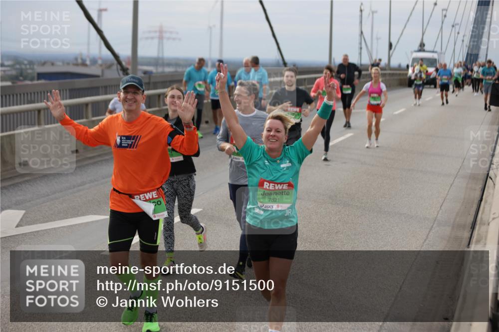 03.10.2025 - Köhlbrandbrückenlauf Jannik Wohlers http://msf.ph/oto/9151500 03.10.2025 15:58:28 Position 1 7821 meine-sportfotos.de