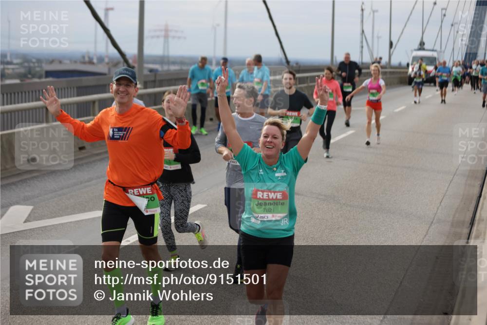 03.10.2025 - Köhlbrandbrückenlauf Jannik Wohlers http://msf.ph/oto/9151501 03.10.2025 15:58:29 Position 1 7821 meine-sportfotos.de