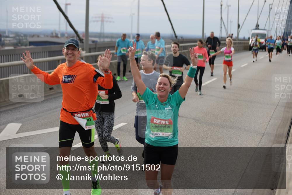03.10.2025 - Köhlbrandbrückenlauf Jannik Wohlers http://msf.ph/oto/9151502 03.10.2025 15:58:29 Position 1 7821 meine-sportfotos.de