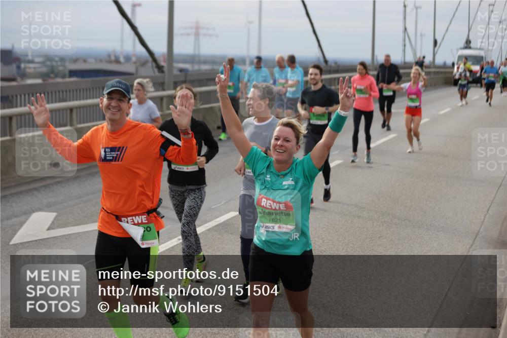 03.10.2025 - Köhlbrandbrückenlauf Jannik Wohlers http://msf.ph/oto/9151504 03.10.2025 15:58:29 Position 1 7821 meine-sportfotos.de
