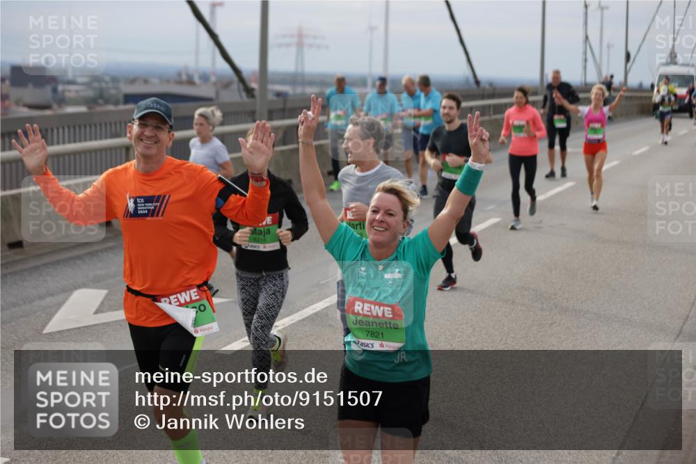 03.10.2025 - Köhlbrandbrückenlauf Jannik Wohlers http://msf.ph/oto/9151507 03.10.2025 15:58:29 Position 1 2024, 8218, 7821 meine-sportfotos.de