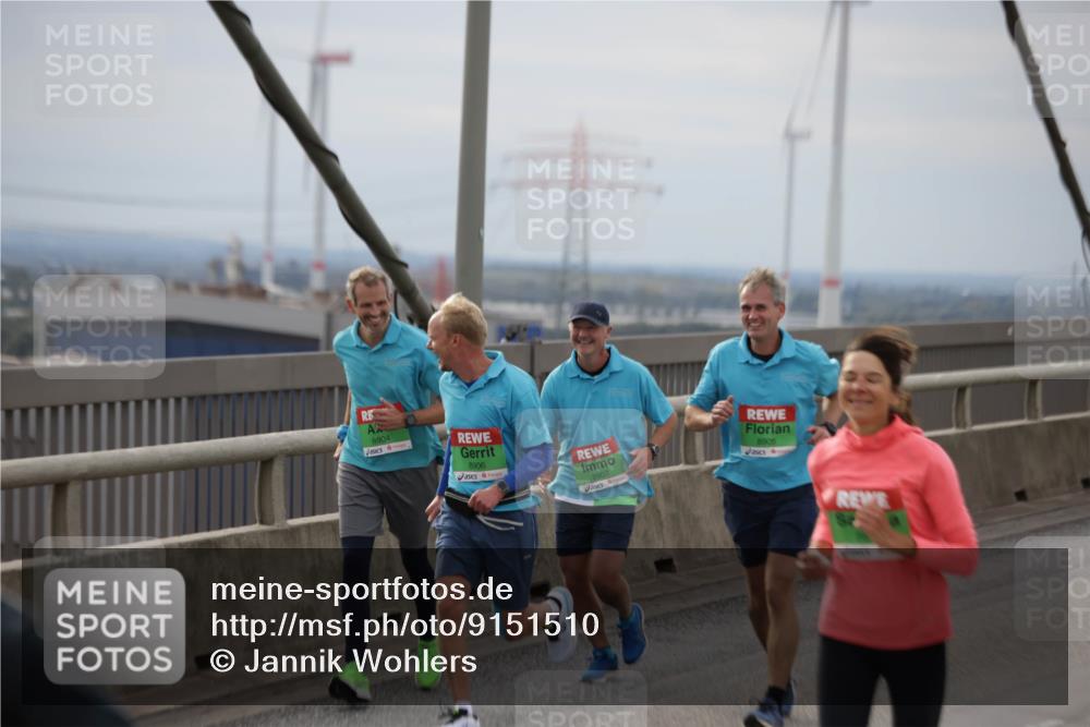 03.10.2025 - Köhlbrandbrückenlauf Jannik Wohlers http://msf.ph/oto/9151510 03.10.2025 15:58:31 Position 1 8904, 8906, 8907, 8905 meine-sportfotos.de