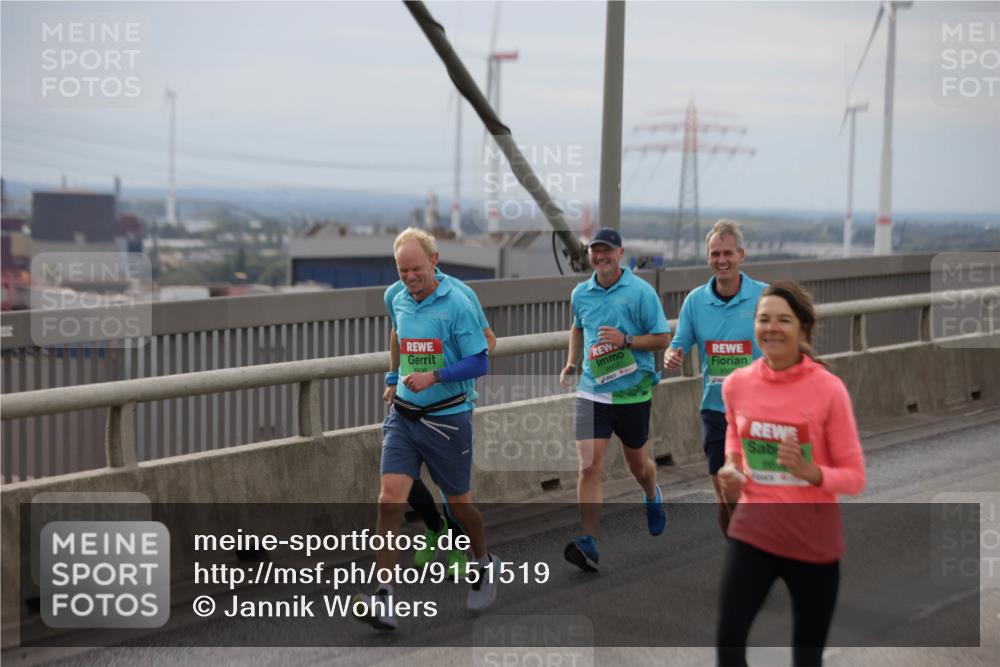 03.10.2025 - Köhlbrandbrückenlauf Jannik Wohlers http://msf.ph/oto/9151519 03.10.2025 15:58:32 Position 1 8907 meine-sportfotos.de