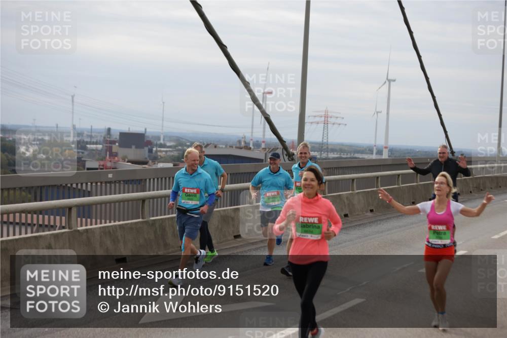 03.10.2025 - Köhlbrandbrückenlauf Jannik Wohlers http://msf.ph/oto/9151520 03.10.2025 15:58:32 Position 1 8614 meine-sportfotos.de