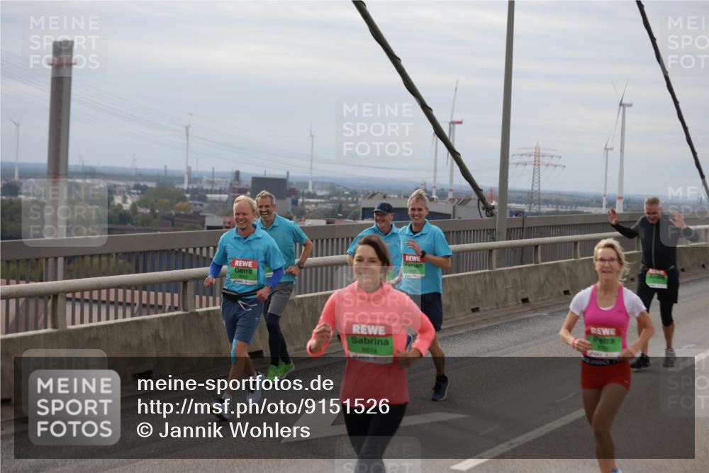 03.10.2025 - Köhlbrandbrückenlauf Jannik Wohlers http://msf.ph/oto/9151526 03.10.2025 15:58:33 Position 1 8614 meine-sportfotos.de