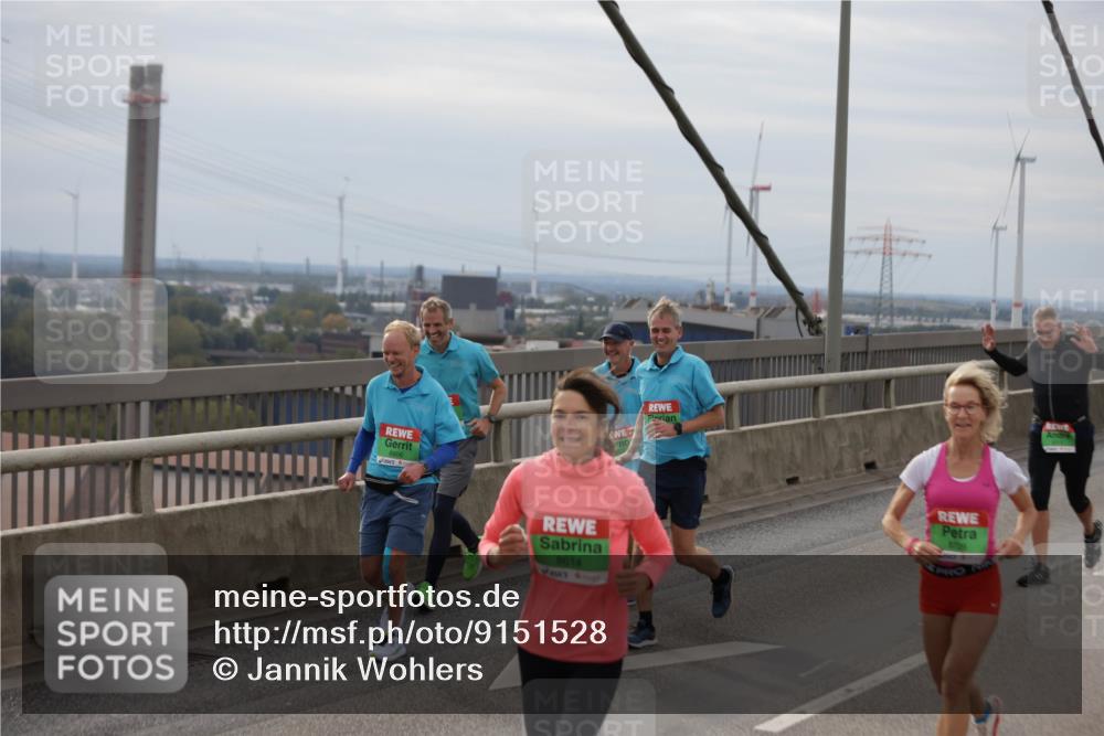 03.10.2025 - Köhlbrandbrückenlauf Jannik Wohlers http://msf.ph/oto/9151528 03.10.2025 15:58:33 Position 1 8614, 8726, 22 meine-sportfotos.de