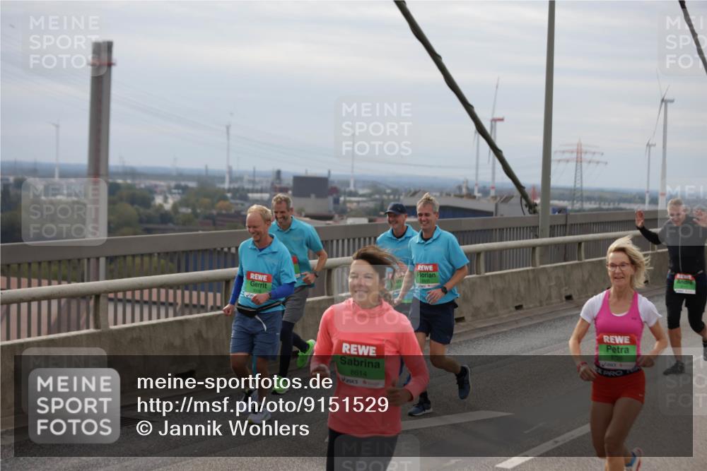 03.10.2025 - Köhlbrandbrückenlauf Jannik Wohlers http://msf.ph/oto/9151529 03.10.2025 15:58:33 Position 1 8614, 8726 meine-sportfotos.de