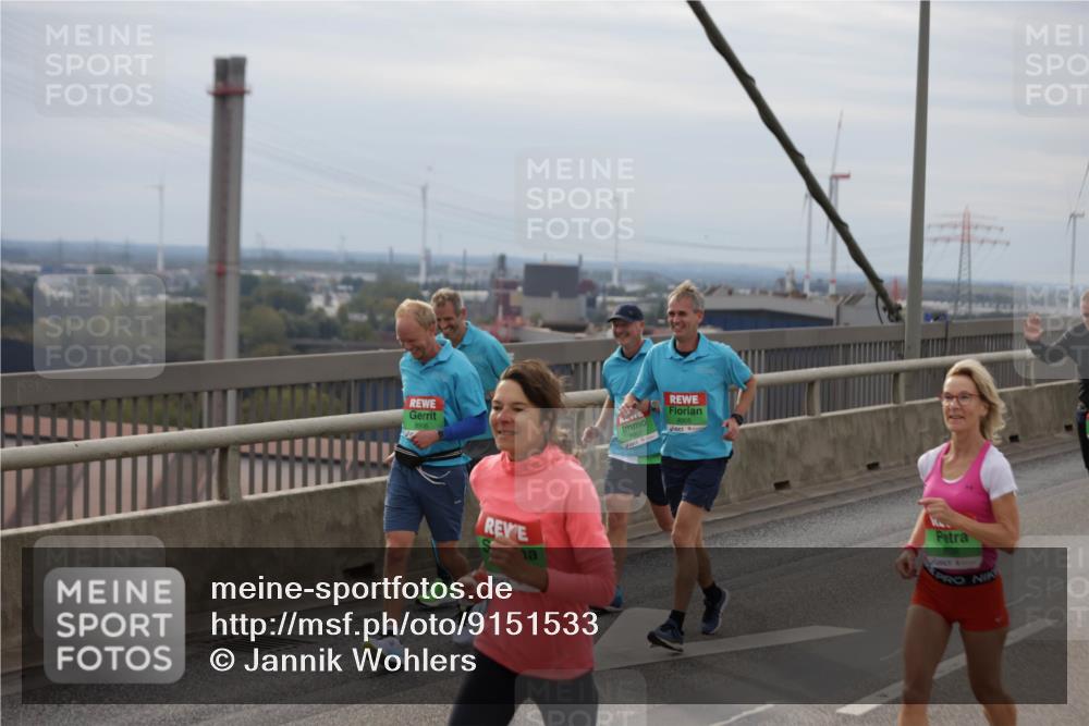 03.10.2025 - Köhlbrandbrückenlauf Jannik Wohlers http://msf.ph/oto/9151533 03.10.2025 15:58:33 Position 1 8905 meine-sportfotos.de