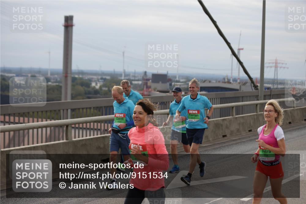 03.10.2025 - Köhlbrandbrückenlauf Jannik Wohlers http://msf.ph/oto/9151534 03.10.2025 15:58:33 Position 1 8905, 8726 meine-sportfotos.de