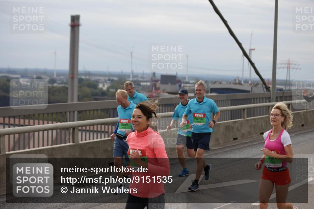03.10.2025 - Köhlbrandbrückenlauf Jannik Wohlers http://msf.ph/oto/9151535 03.10.2025 15:58:33 Position 1 8726 meine-sportfotos.de