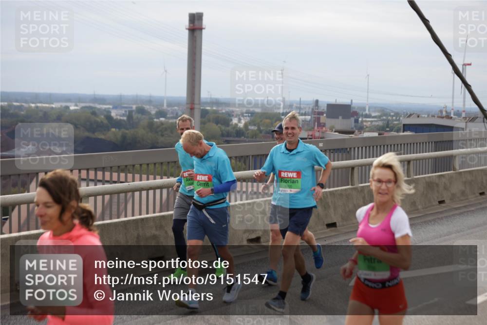 03.10.2025 - Köhlbrandbrückenlauf Jannik Wohlers http://msf.ph/oto/9151547 03.10.2025 15:58:34 Position 1 53105, 8904, 8905 meine-sportfotos.de
