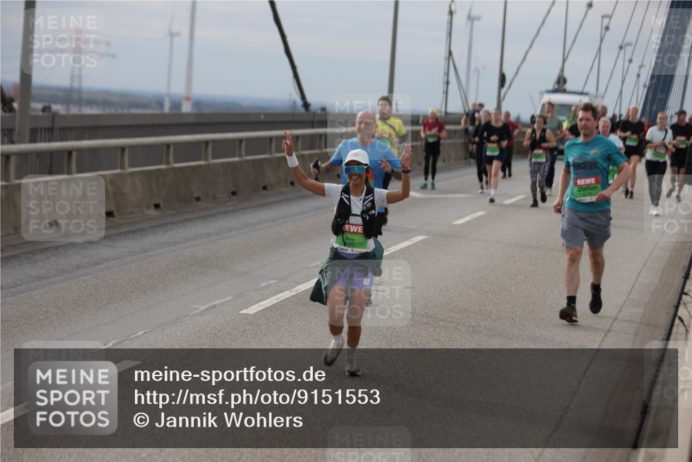 03.10.2025 - Köhlbrandbrückenlauf Jannik Wohlers http://msf.ph/oto/9151553 03.10.2025 15:58:37 Position 1 685 meine-sportfotos.de