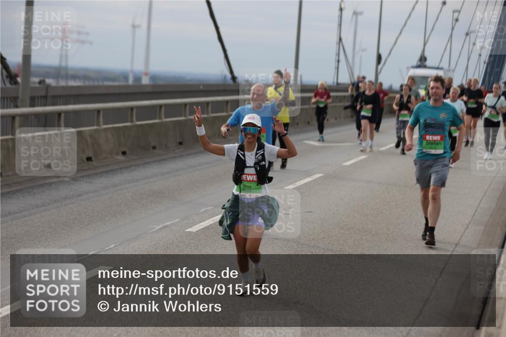 03.10.2025 - Köhlbrandbrückenlauf Jannik Wohlers http://msf.ph/oto/9151559 03.10.2025 15:58:38 Position 1 9685, 8570 meine-sportfotos.de