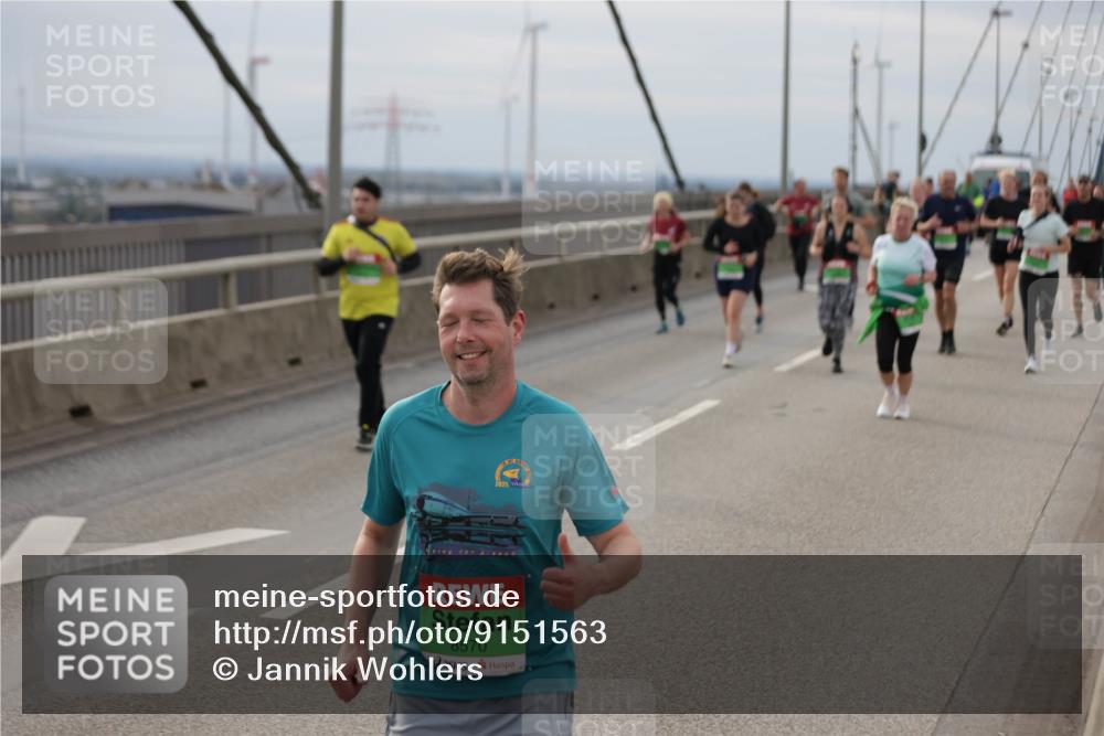 03.10.2025 - Köhlbrandbrückenlauf Jannik Wohlers http://msf.ph/oto/9151563 03.10.2025 15:58:42 Position 1 2021, 8570 meine-sportfotos.de