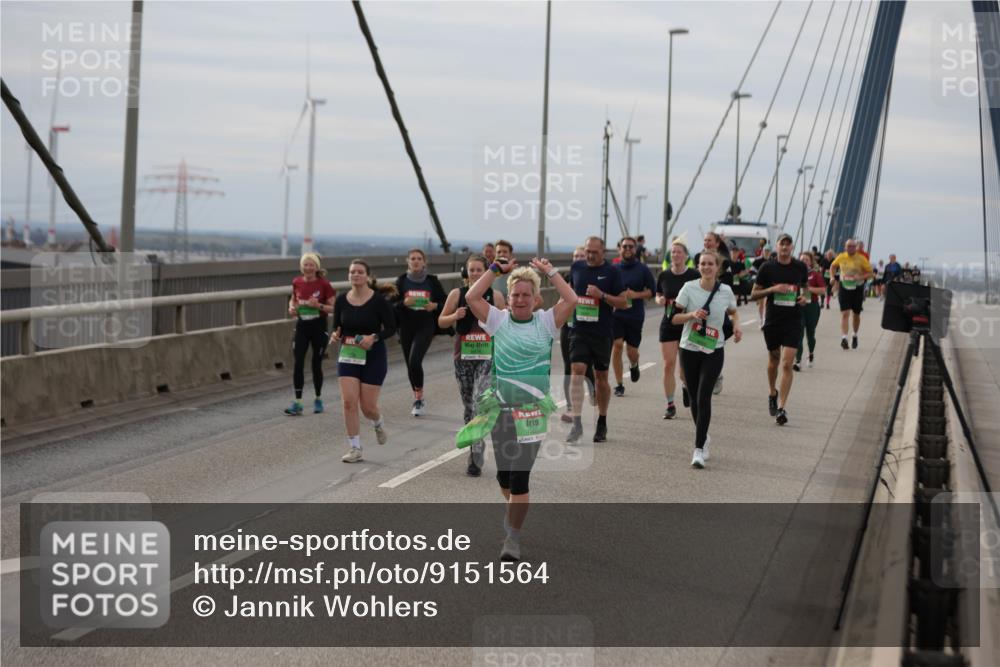03.10.2025 - Köhlbrandbrückenlauf Jannik Wohlers http://msf.ph/oto/9151564 03.10.2025 15:58:44 Position 1  meine-sportfotos.de