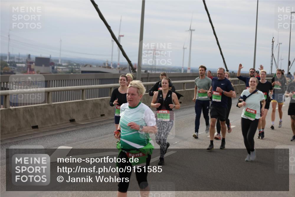 03.10.2025 - Köhlbrandbrückenlauf Jannik Wohlers http://msf.ph/oto/9151585 03.10.2025 15:58:46 Position 1 8474, 7983 meine-sportfotos.de
