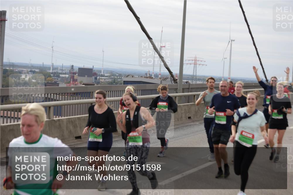 03.10.2025 - Köhlbrandbrückenlauf Jannik Wohlers http://msf.ph/oto/9151598 03.10.2025 15:58:47 Position 1  meine-sportfotos.de
