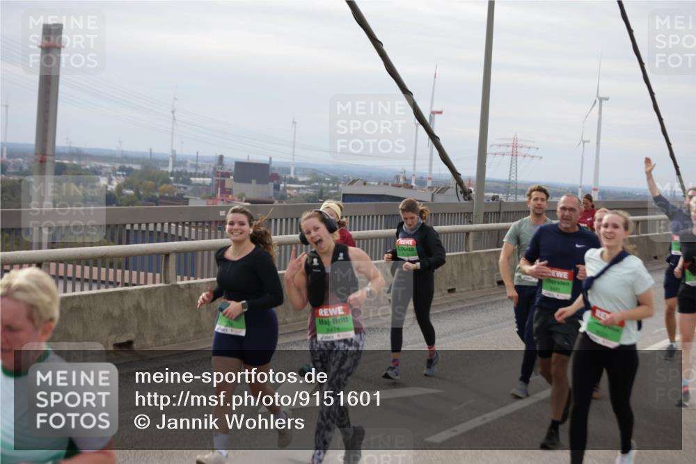 03.10.2025 - Köhlbrandbrückenlauf Jannik Wohlers http://msf.ph/oto/9151601 03.10.2025 15:58:47 Position 1 8474 meine-sportfotos.de