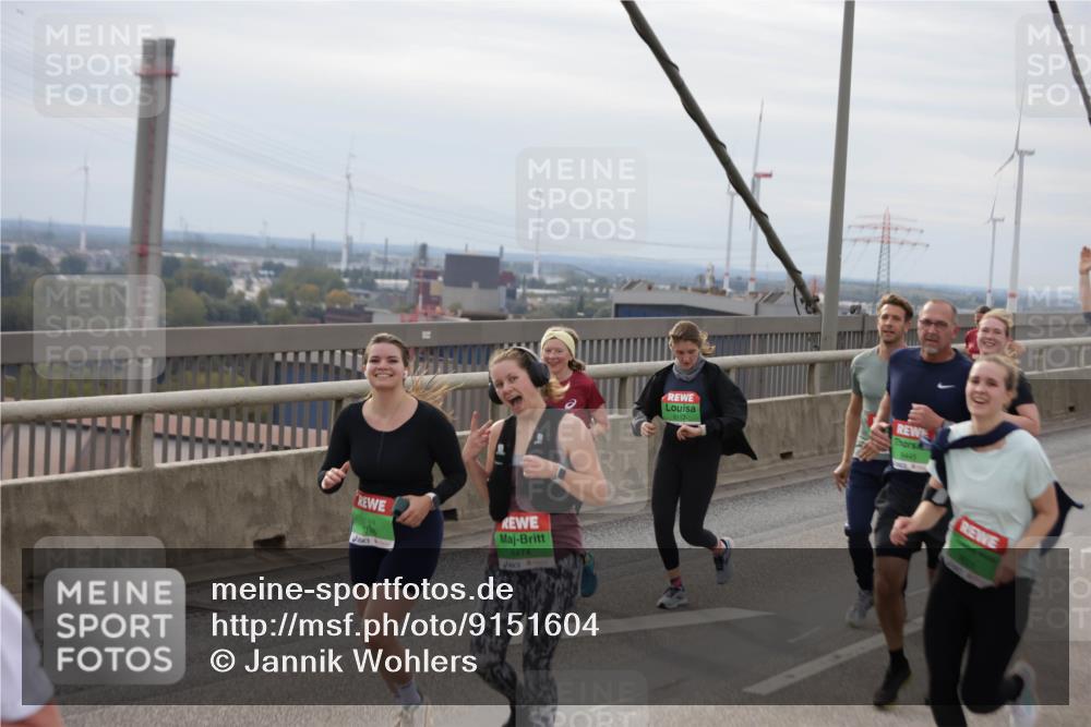 03.10.2025 - Köhlbrandbrückenlauf Jannik Wohlers http://msf.ph/oto/9151604 03.10.2025 15:58:47 Position 1 8112, 8474 meine-sportfotos.de