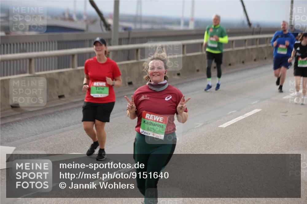 03.10.2025 - Köhlbrandbrückenlauf Jannik Wohlers http://msf.ph/oto/9151640 03.10.2025 15:58:52 Position 1 8379 meine-sportfotos.de