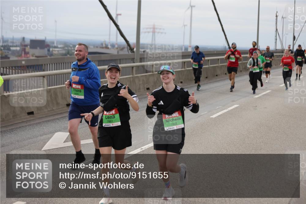 03.10.2025 - Köhlbrandbrückenlauf Jannik Wohlers http://msf.ph/oto/9151655 03.10.2025 15:58:57 Position 1 7861, 7868 meine-sportfotos.de