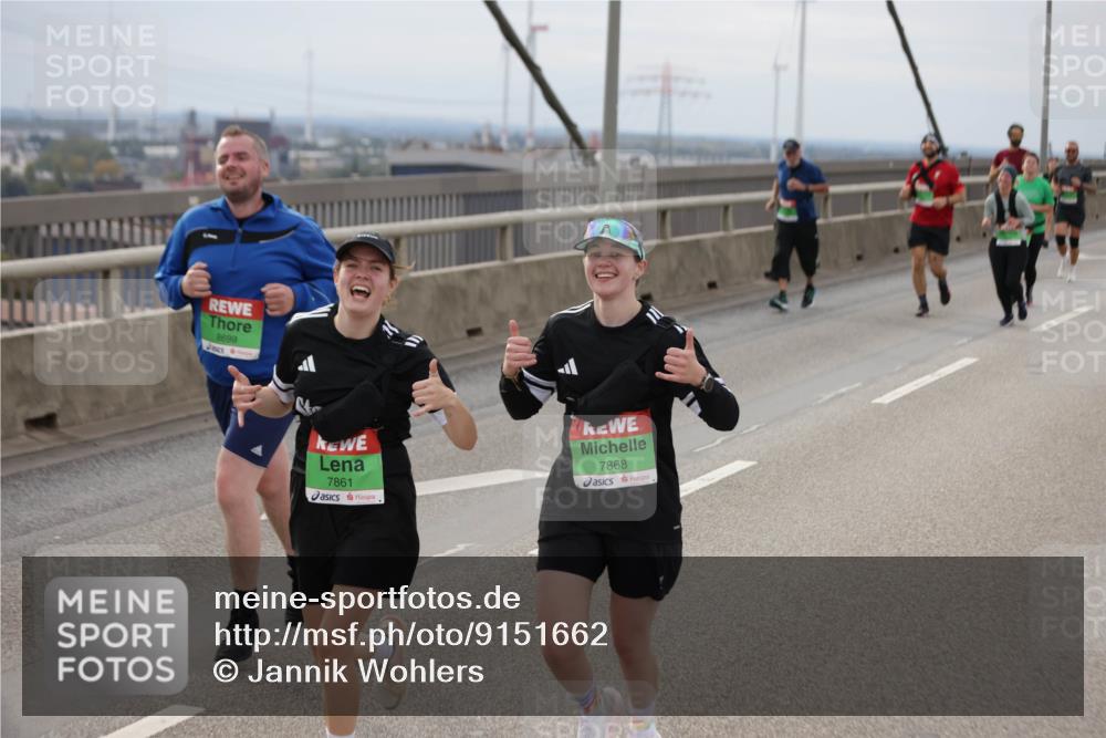 03.10.2025 - Köhlbrandbrückenlauf Jannik Wohlers http://msf.ph/oto/9151662 03.10.2025 15:58:57 Position 1 8699, 7861, 7868 meine-sportfotos.de