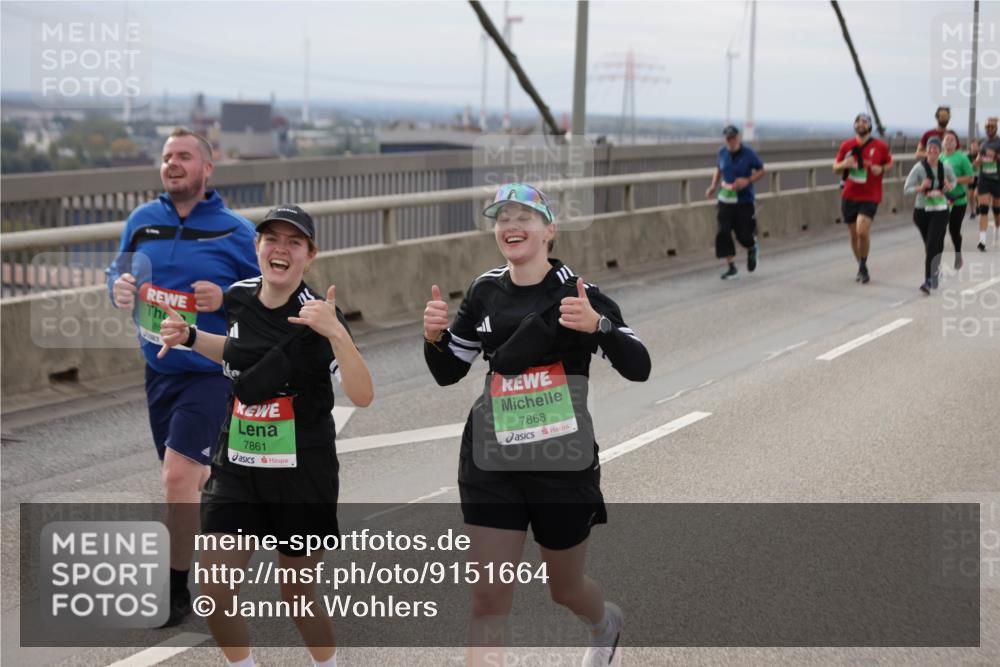 03.10.2025 - Köhlbrandbrückenlauf Jannik Wohlers http://msf.ph/oto/9151664 03.10.2025 15:58:58 Position 1 7861, 7868 meine-sportfotos.de