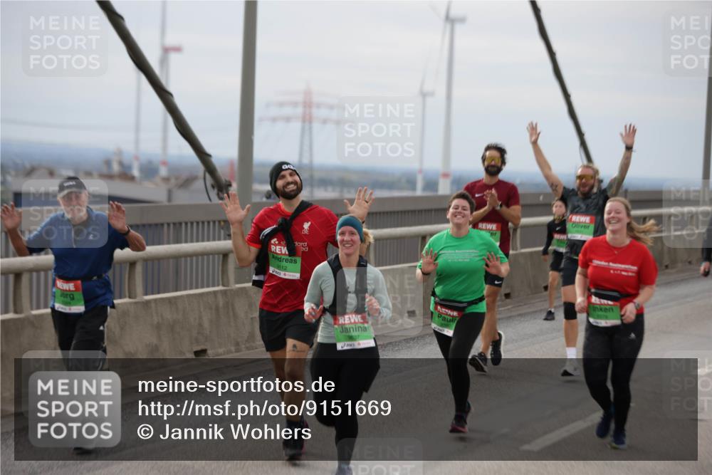 03.10.2025 - Köhlbrandbrückenlauf Jannik Wohlers http://msf.ph/oto/9151669 03.10.2025 15:59:01 Position 1 9112, 9637 meine-sportfotos.de