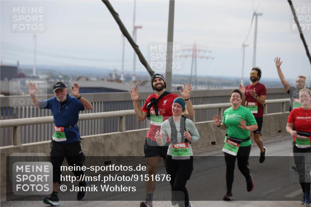 03.10.2025 - Köhlbrandbrückenlauf Jannik Wohlers http://msf.ph/oto/9151676 03.10.2025 15:59:01 Position 1 9112 meine-sportfotos.de