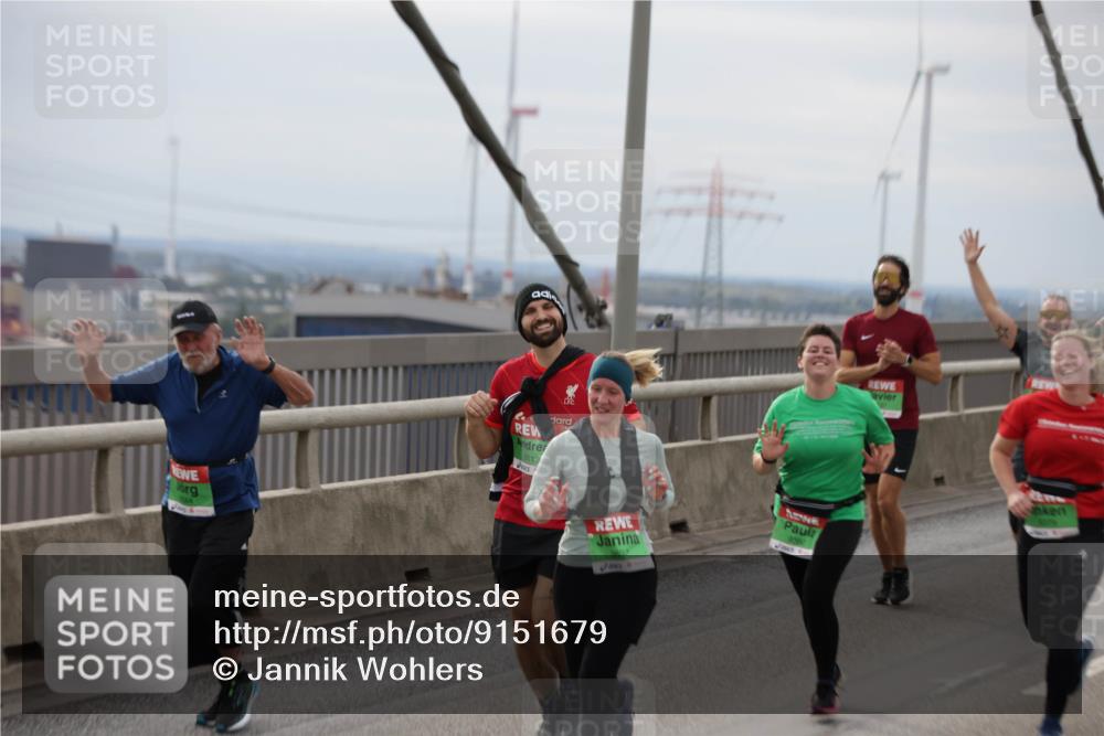 03.10.2025 - Köhlbrandbrückenlauf Jannik Wohlers http://msf.ph/oto/9151679 03.10.2025 15:59:01 Position 1 9112, 9637 meine-sportfotos.de