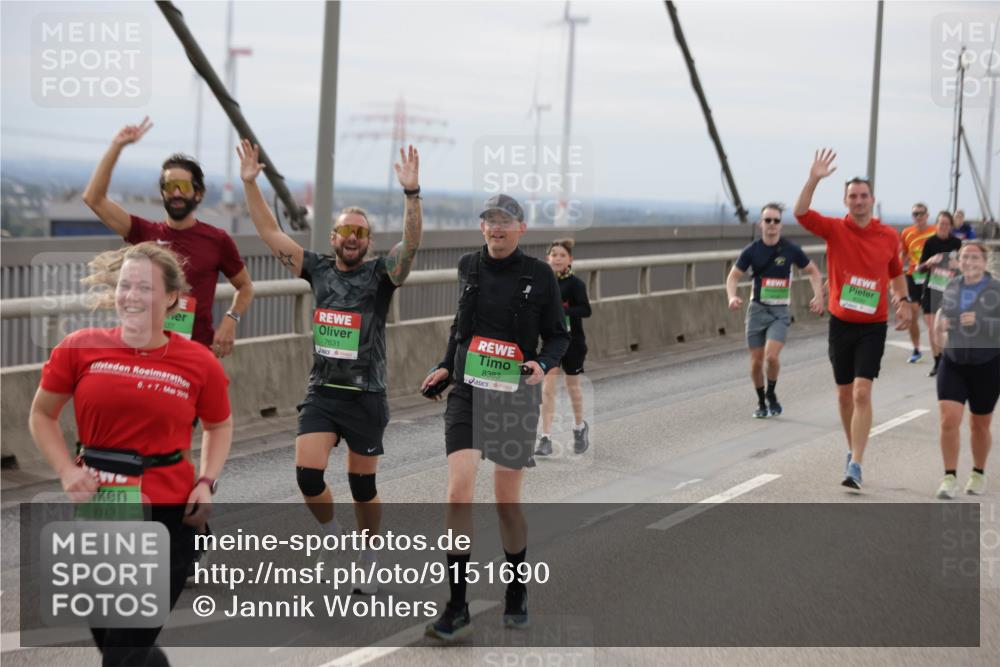 03.10.2025 - Köhlbrandbrückenlauf Jannik Wohlers http://msf.ph/oto/9151690 03.10.2025 15:59:04 Position 1 6, 7, 2016, 9579, 7631, 8383 meine-sportfotos.de