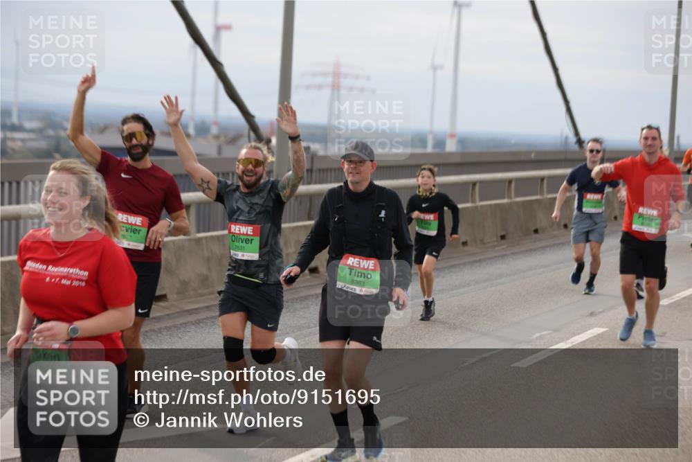 03.10.2025 - Köhlbrandbrückenlauf Jannik Wohlers http://msf.ph/oto/9151695 03.10.2025 15:59:04 Position 1 6, 7, 2016, 4619, 1837, 7631, 8383 meine-sportfotos.de