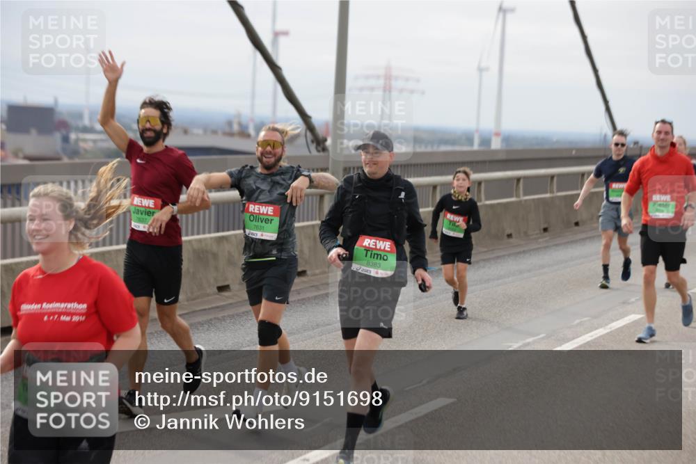 03.10.2025 - Köhlbrandbrückenlauf Jannik Wohlers http://msf.ph/oto/9151698 03.10.2025 15:59:04 Position 1 6, 7, 2016, 9479, 7637, 7631, 8383 meine-sportfotos.de